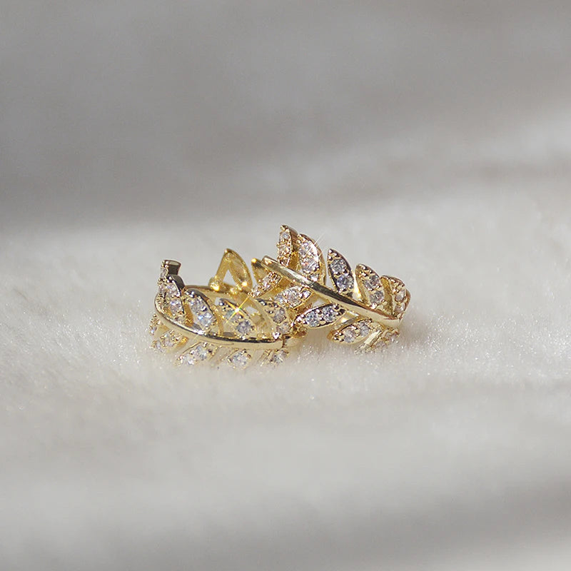 Brinco Folha Brilhante