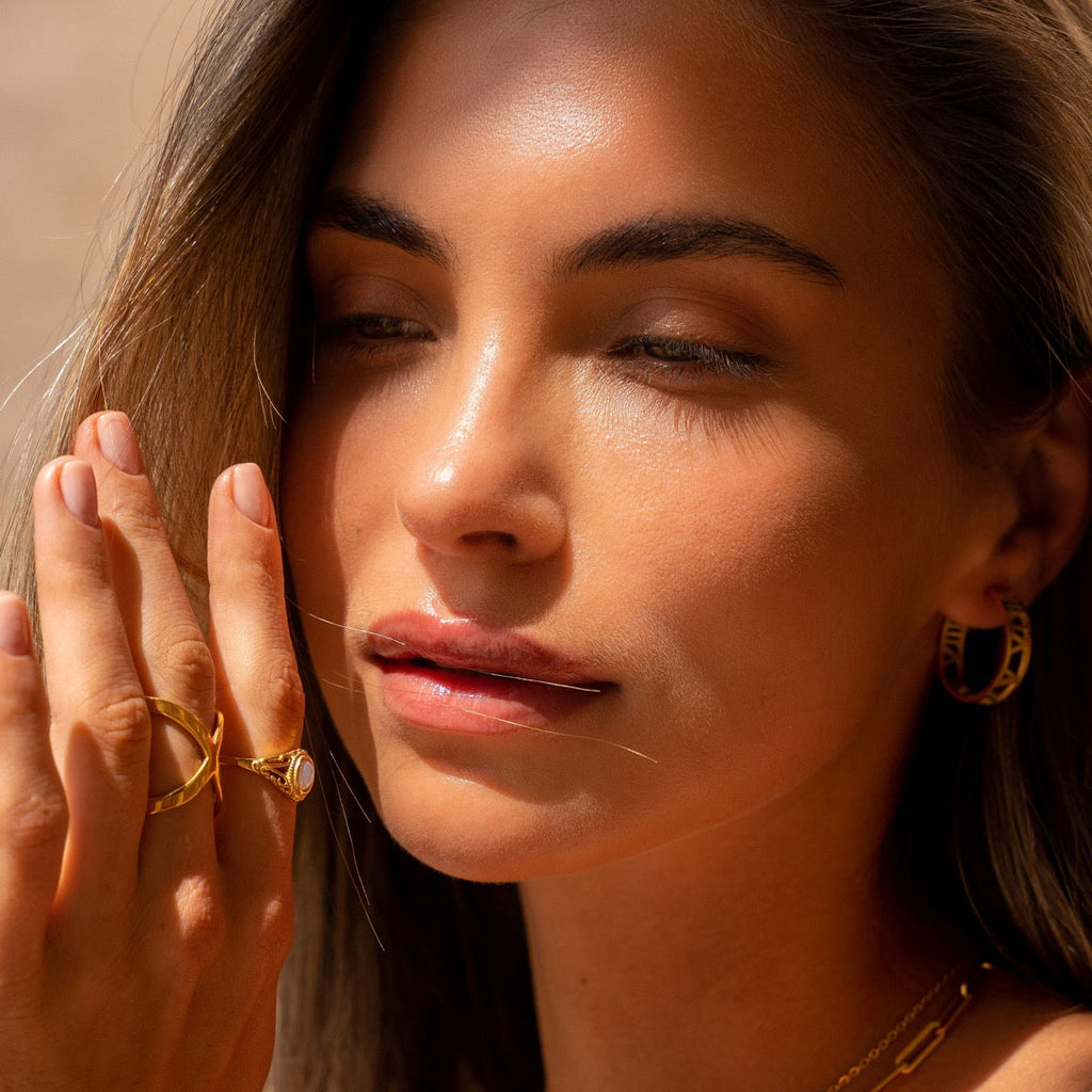 Brinco Argola com Números Romanos Banhado a Ouro 18k