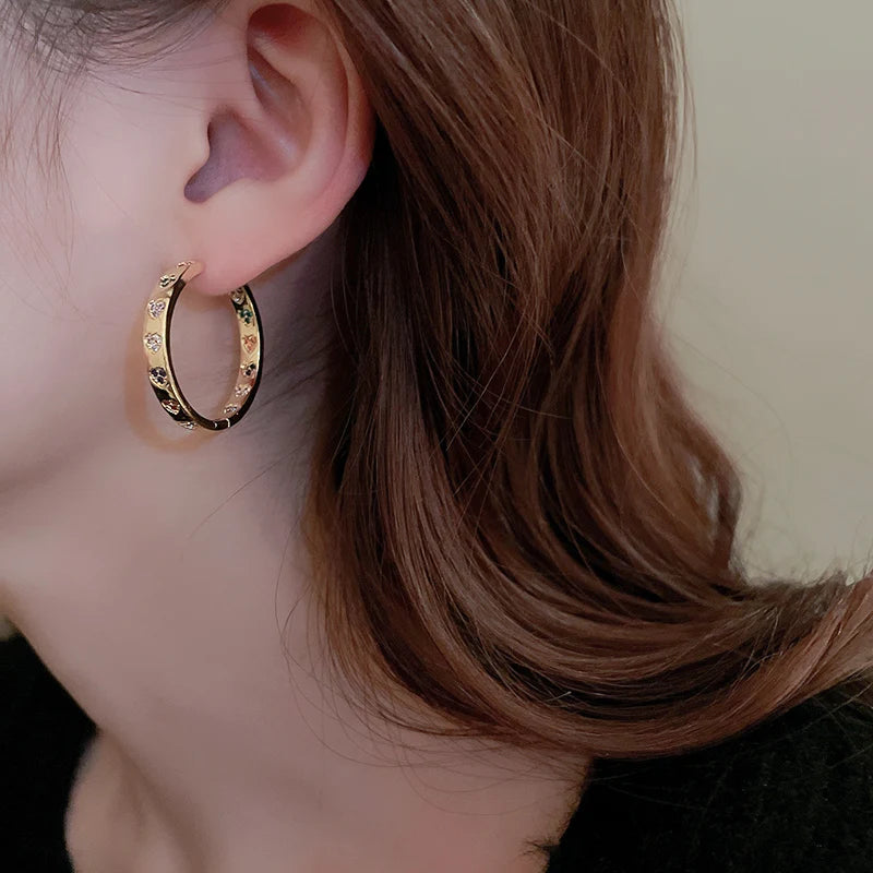 Brinco Pedras Coloridas