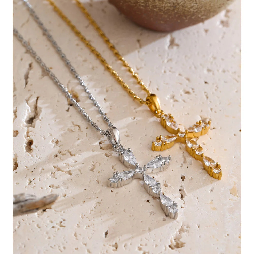 Colar Cruz Zircônia de Luxo