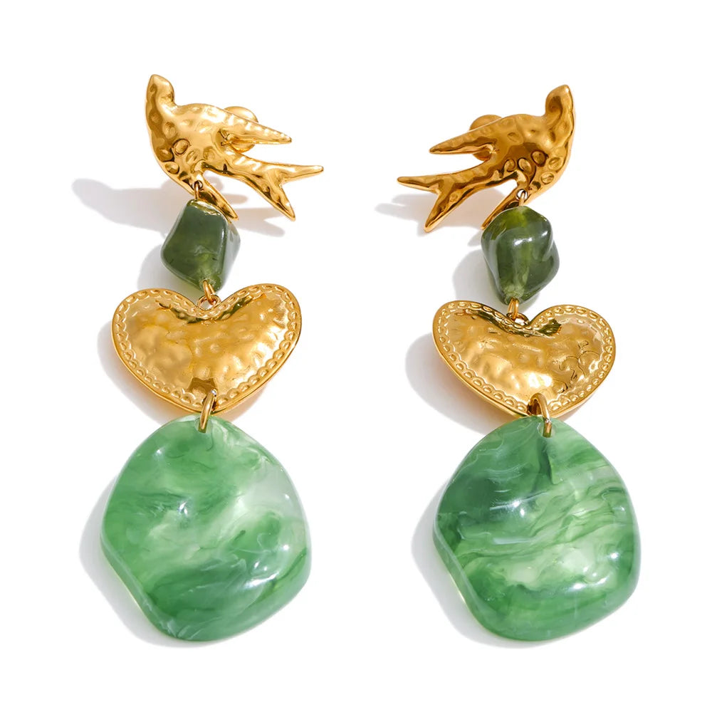 Brinco Coração Verde Alado