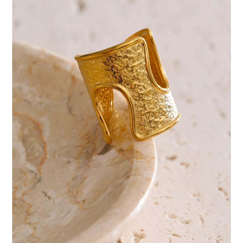 Anel De Luxo Ouro 18K