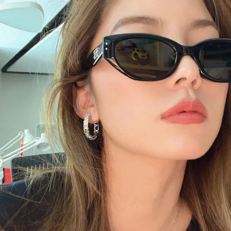 Brinco Magia Enlaçada