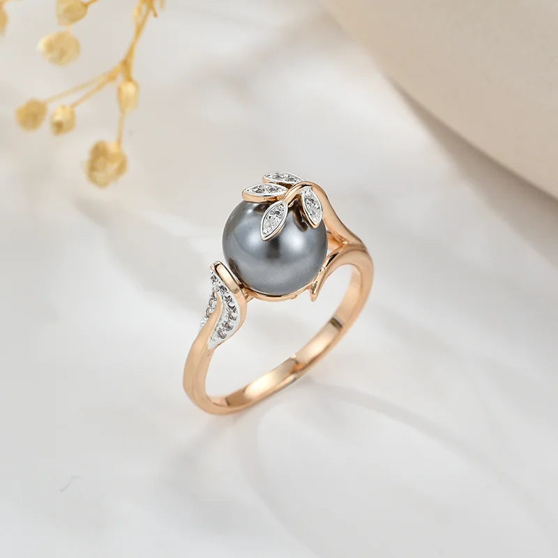 Anel Elegante de Pérola com Zircônia