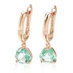 Brinco Com Pedras Claras