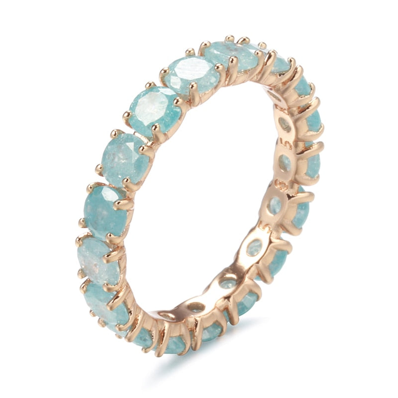 Anel Cravejado com Cristais de Zircônia